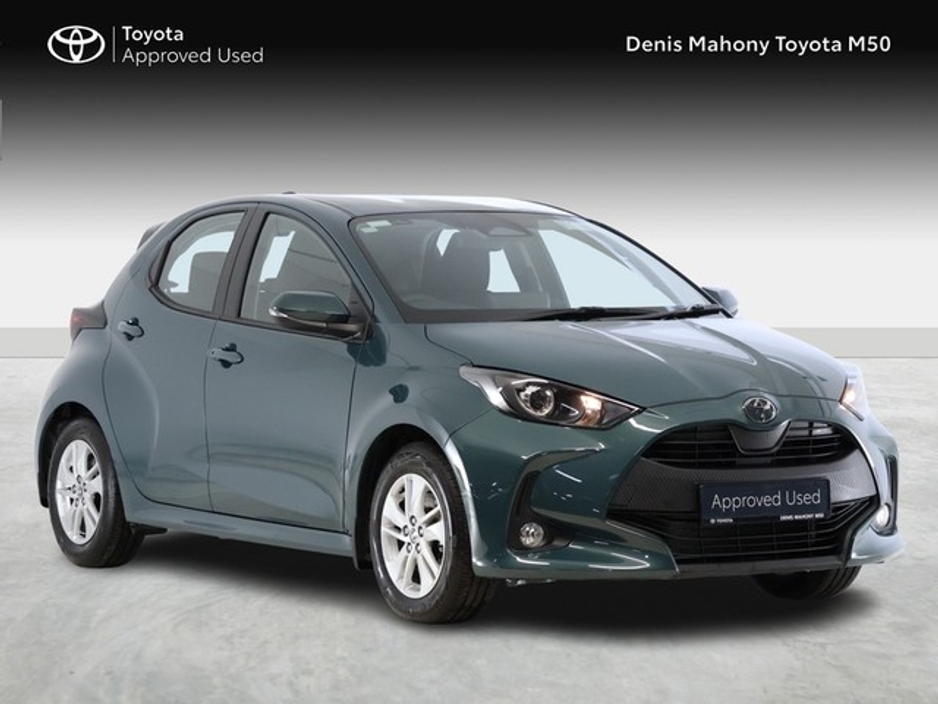 Toyota Yaris Luna Hybrid