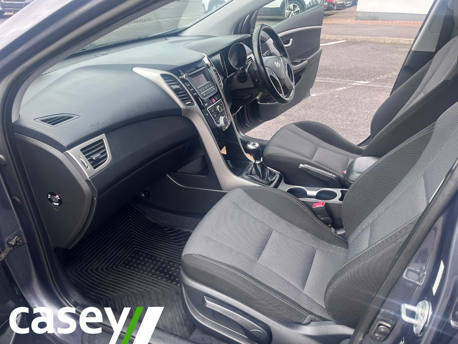 2015 Hyundai i30 1.6L Diesel For Sale Images