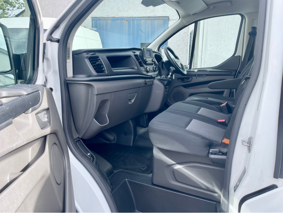 2022 Ford Transit Custom 2L Diesel For Sale Images