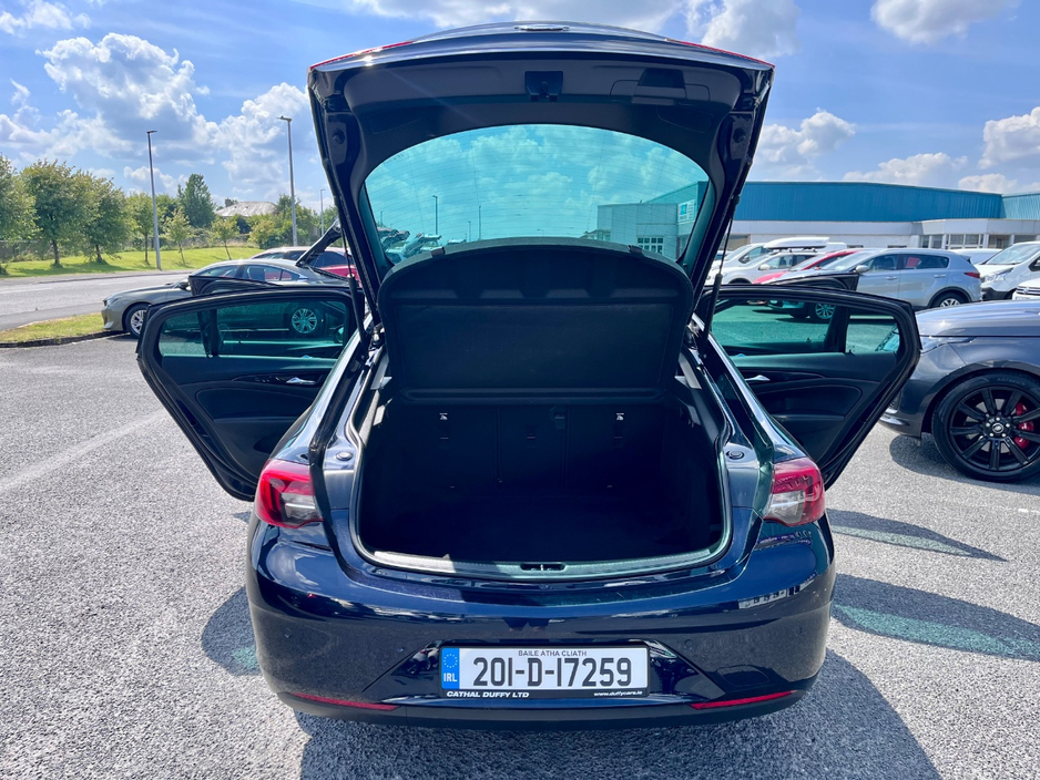 2020 Opel Insignia 2L Diesel For Sale Images