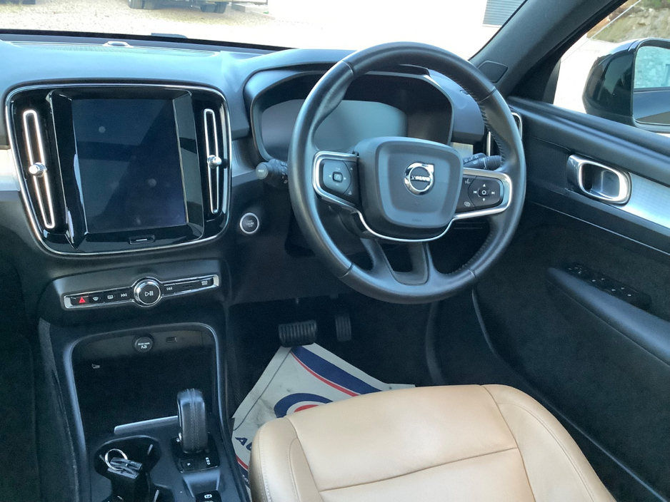 2018 Volvo XC40 2L Diesel For Sale Images