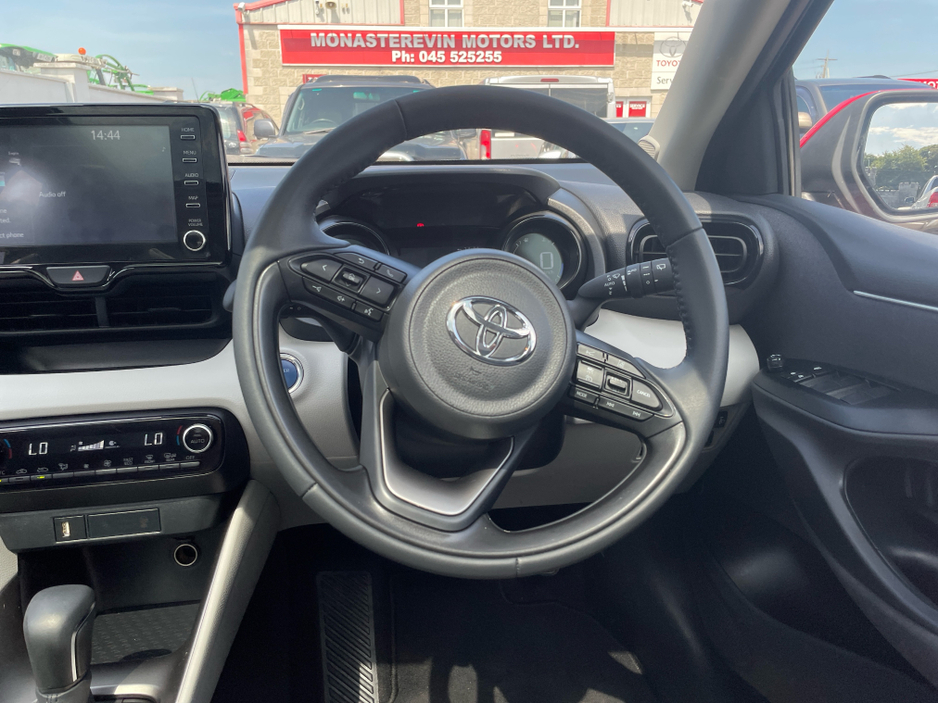 2023 Toyota Yaris 1.5L Petrol Hybrid For Sale Images