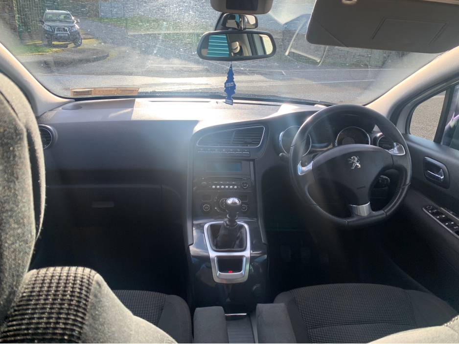 2015 Peugeot 5008 1.6L Diesel For Sale Images