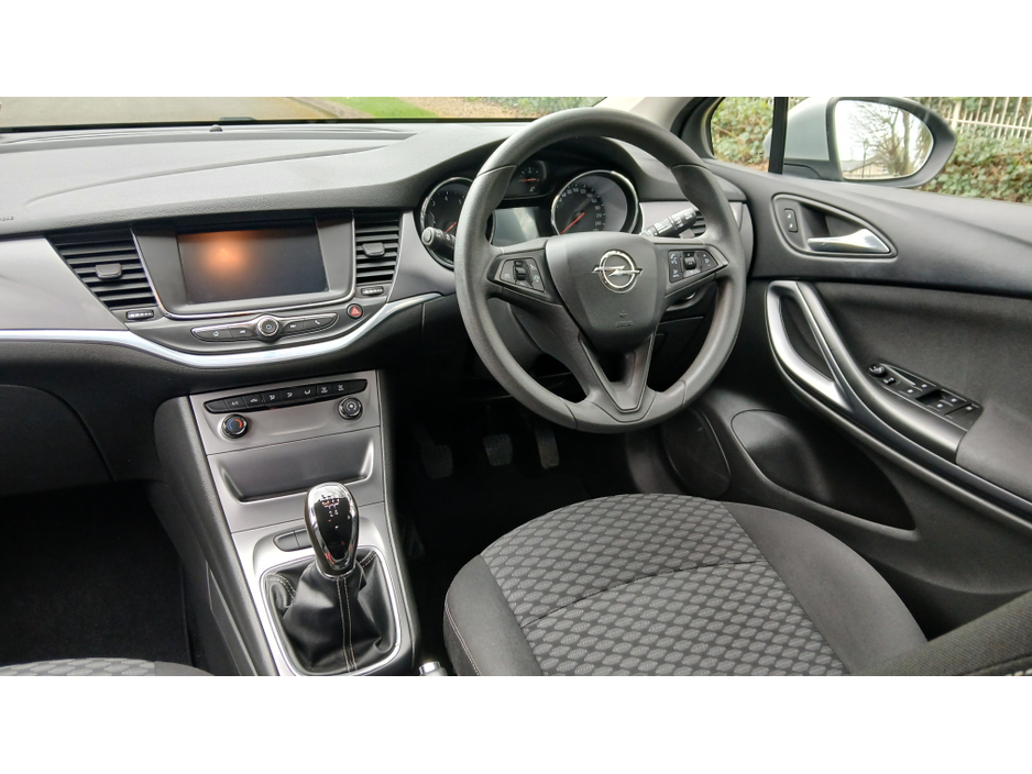 2017 Opel Astra 1.4L Petrol For Sale Images