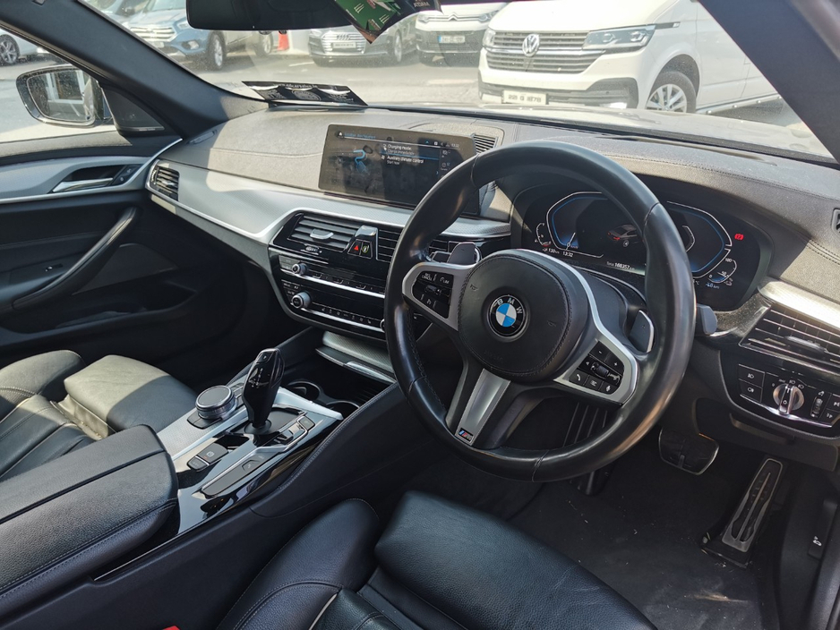 2019 BMW 5 Series 2L Petrol Plug-in Hybrid For Sale Images