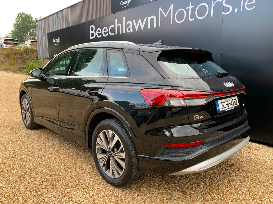 Audi Q4 e-tron E-TRON SPORT 35 EV AUTO // ONE OWNER // FULL SERVICE HISTORY // STUNNING CONDITION // 08/27 NCT AND €120 ROAD TAX // REVERSE CAMERA, HEATED SEATS AND — thumbnail 6