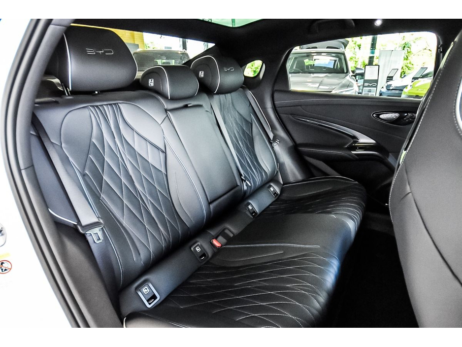 2026 BYD Seal 0L Electric For Sale Images