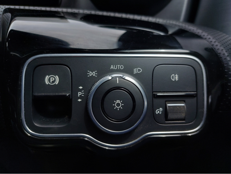2020 Mercedes-Benz CLA Class 1.3L Petrol For Sale Images
