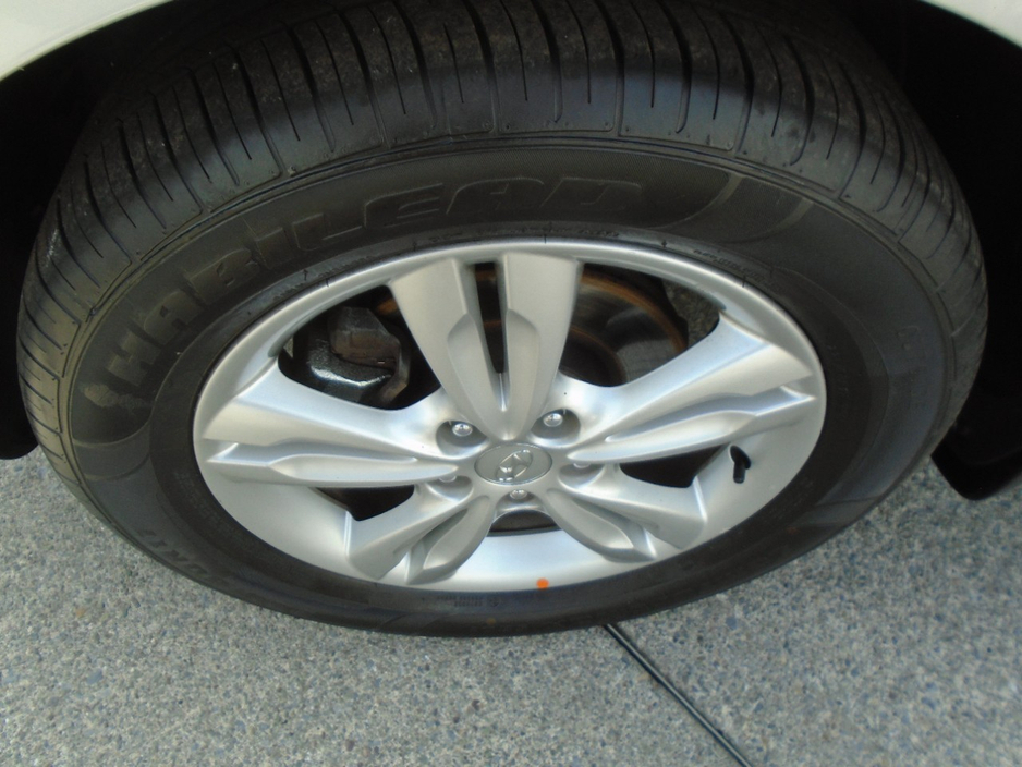 2012 Hyundai ix35 1.7L Diesel For Sale Images