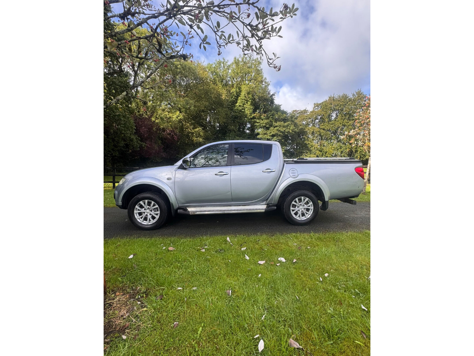 2016 Mitsubishi L200 2.5L Diesel For Sale Images