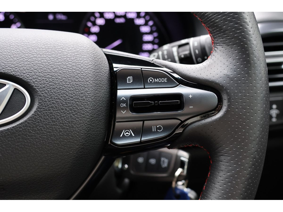 Hyundai i30 Petrol Deluxe NLine — thumbnail 14