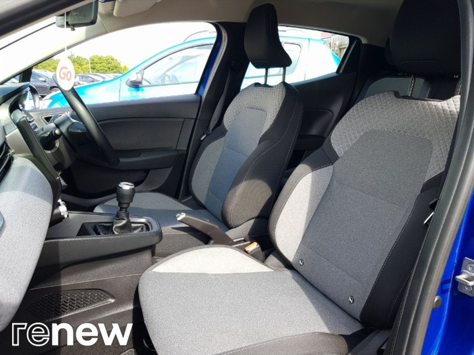 2024 Renault Clio 1.0L Petrol For Sale Images
