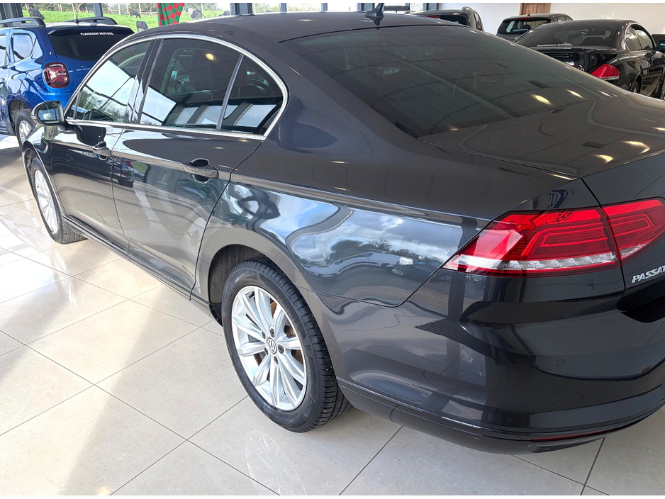 2019 Volkswagen Passat 2L Diesel For Sale Images