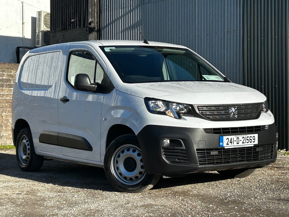 2024 Peugeot Partner 1.5L Diesel For Sale Images