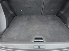 2024 Peugeot 2008 0L Electric For Sale Images