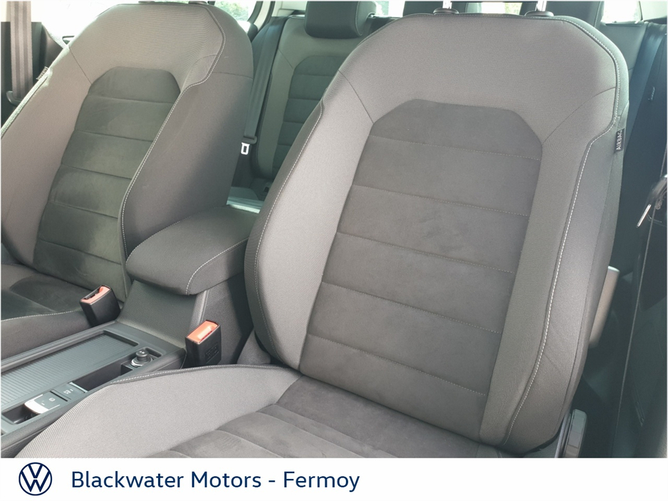 Volkswagen Golf 1.4TSI 110BHP 5DR HIGHLINE AUTOMATIC — thumbnail 23