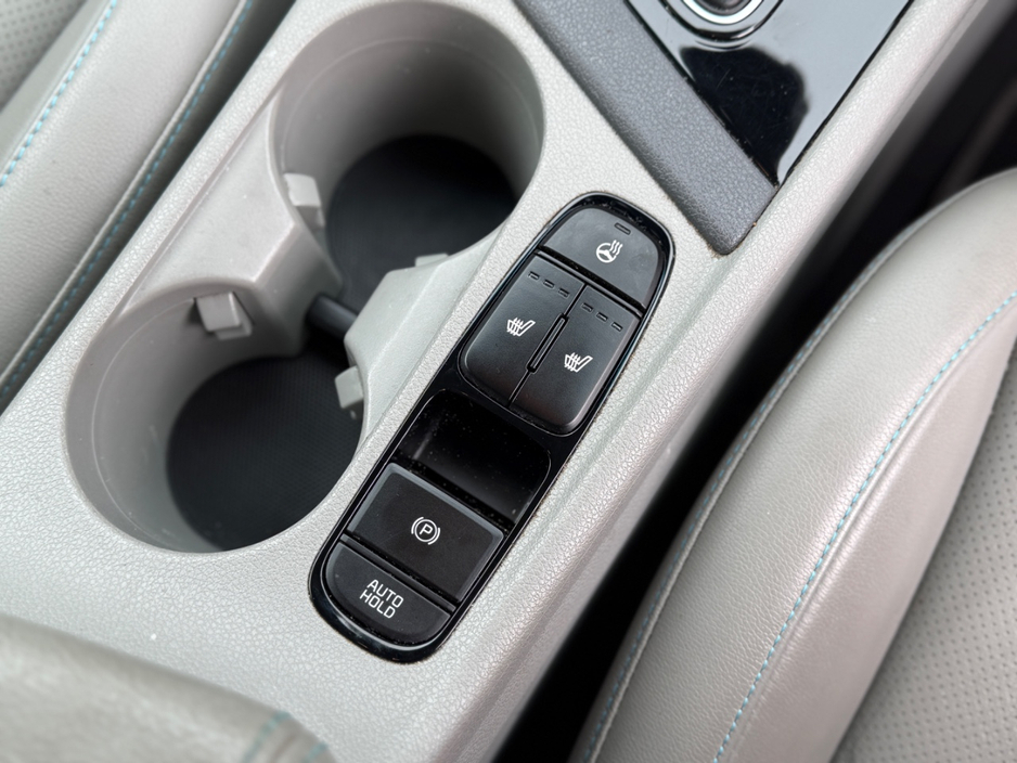 2021 Kia Niro 1.6L Petrol Plug-in Hybrid For Sale Images