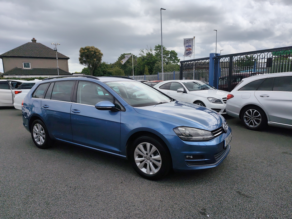 Volkswagen Golf 1.2 Estate Petrol Auto — thumbnail 9
