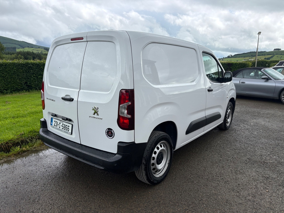2023 Peugeot Partner 1.5L Diesel For Sale Images