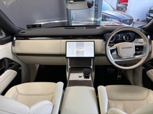 2025 Land Rover Range Rover 3L Petrol Plug-in Hybrid For Sale Images