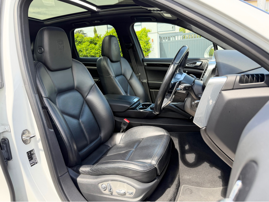 2018 Porsche Cayenne 3L Diesel For Sale Images