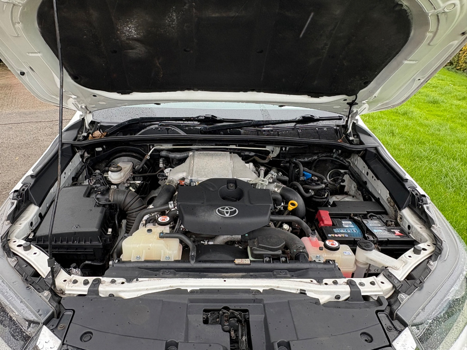 2021 Toyota Hilux 2.4L Diesel For Sale Images