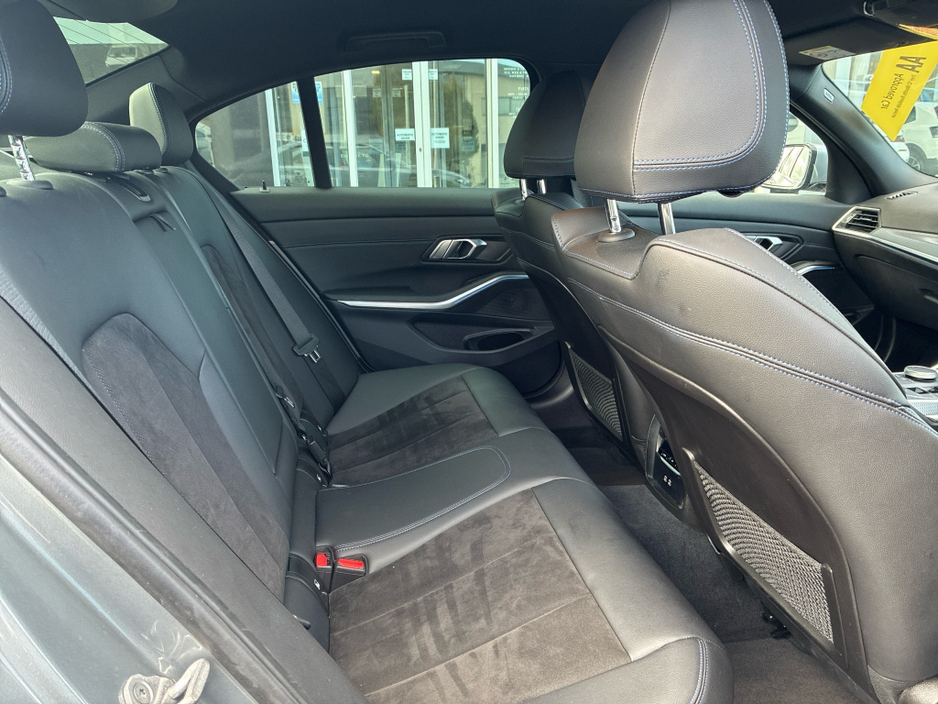 2024 BMW 3 Series 2L Petrol Plug-in Hybrid For Sale Images