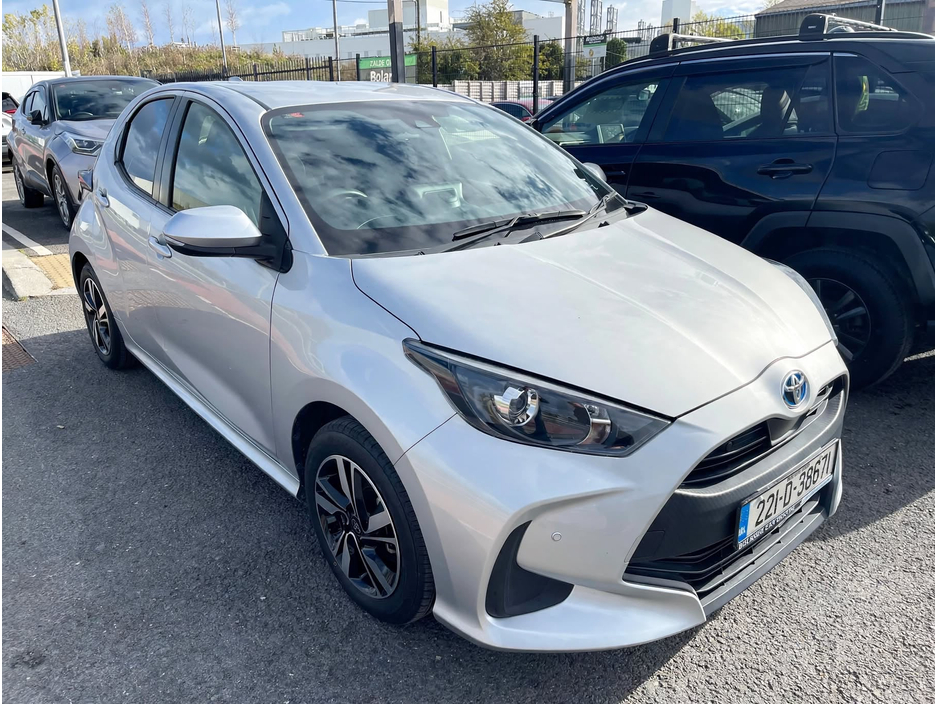 2022 Toyota Yaris 1.5L Petrol Hybrid For Sale Images