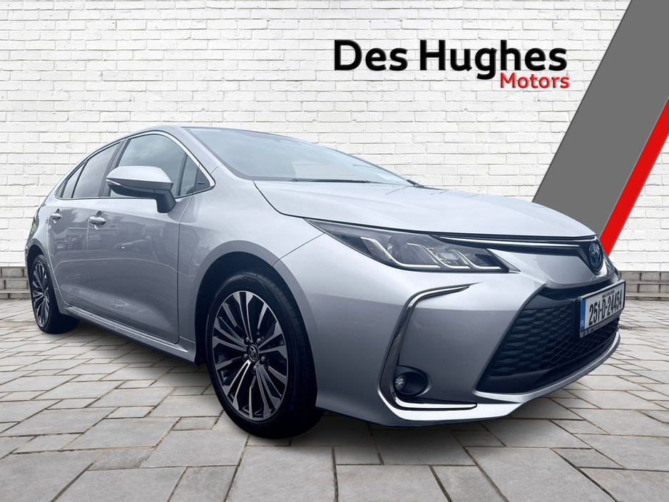 Toyota Corolla Luna Sport Hybrid Saloon