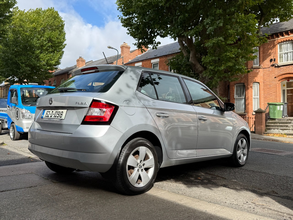 2015 Skoda Fabia 1L Petrol For Sale Images