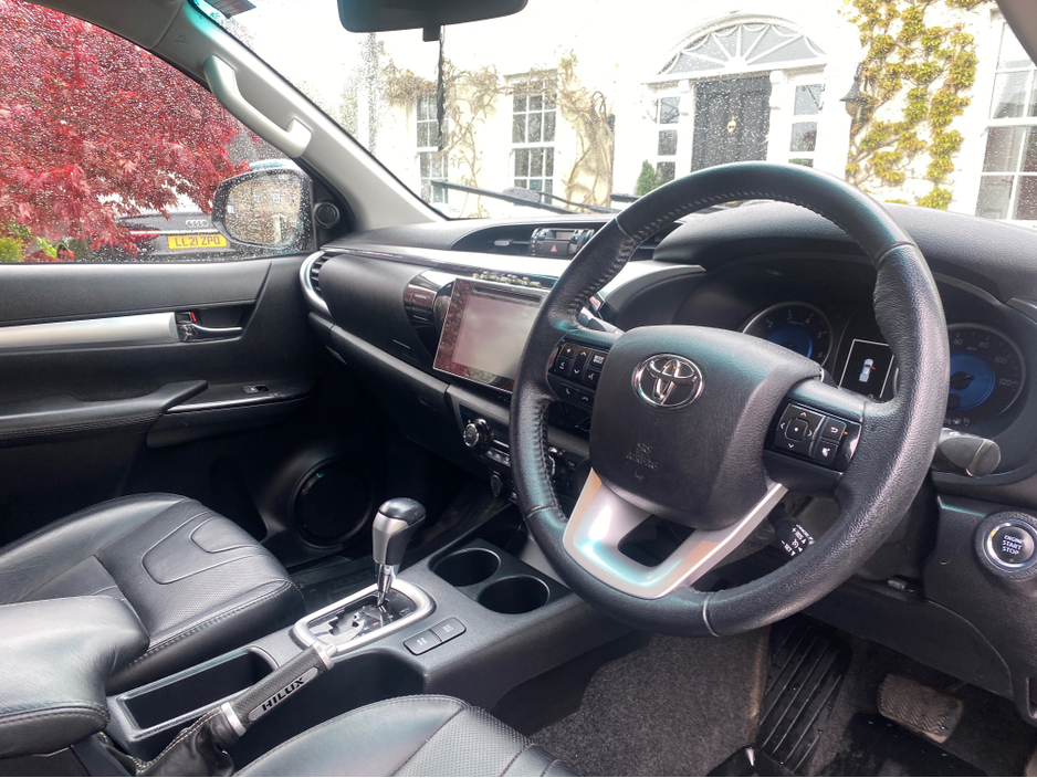 2017 Toyota Hilux 2.4L Diesel For Sale Images