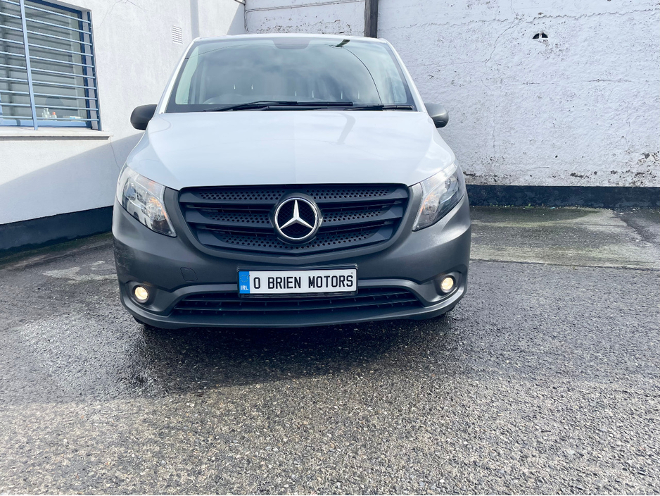 2023 Mercedes-Benz Vito 2L Diesel For Sale Images