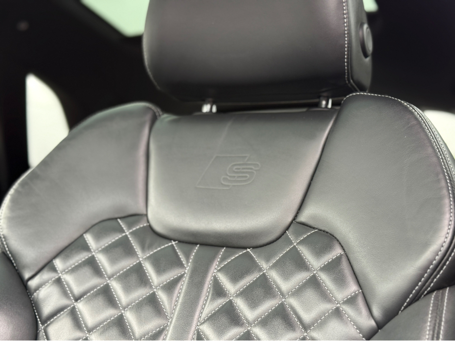 2022 Audi Q5 2L Diesel For Sale Images