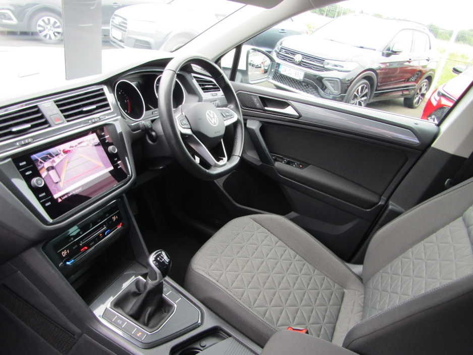 2023 Volkswagen Tiguan 2L Diesel For Sale Images