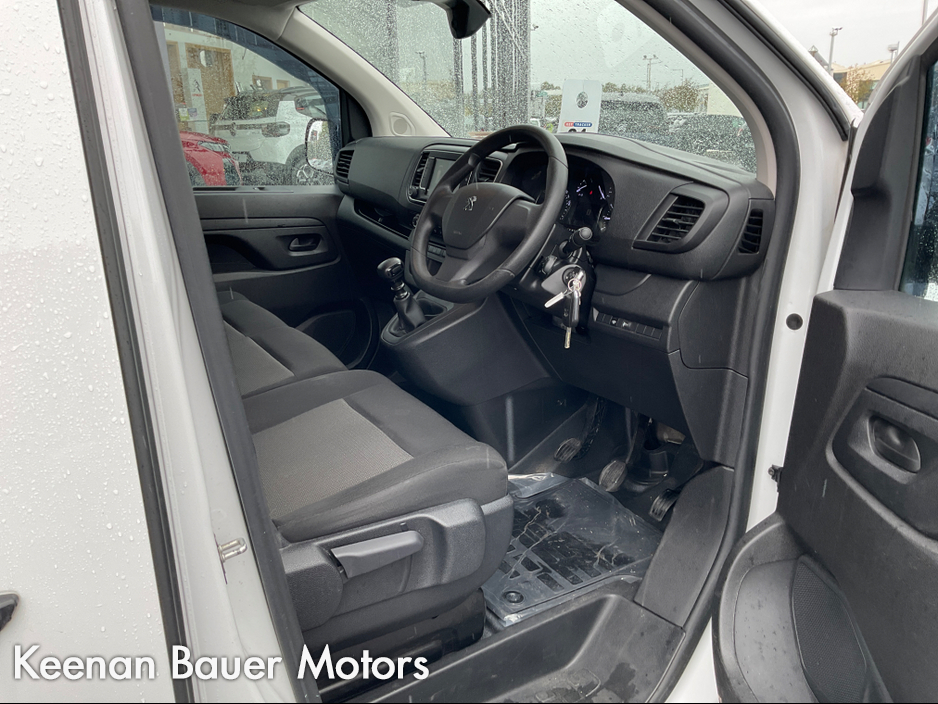 2023 Peugeot Expert 2L Diesel For Sale Images