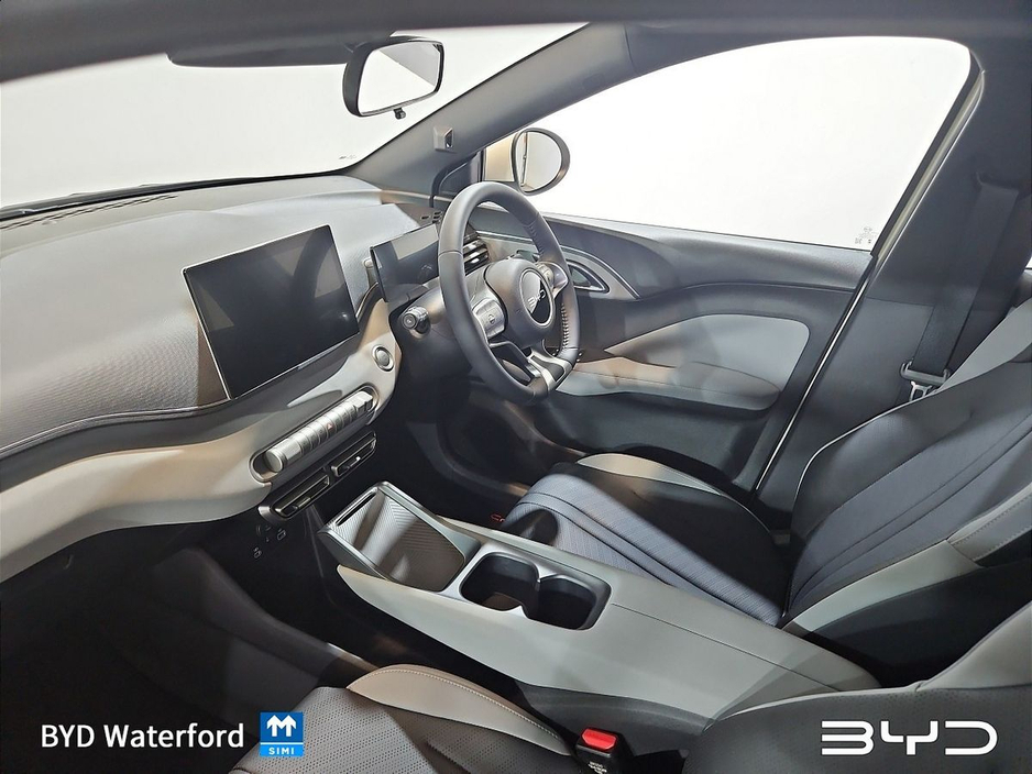 BYD Dolphin Surf *Demo Sale NOW ON* BOOST MODEL - 43.2kWh battery, up to 322km range. Includes Reversing Camera, Adaptive Cruise Control, Climate Control, Sat Nav, and Keyless Start. — thumbnail 4