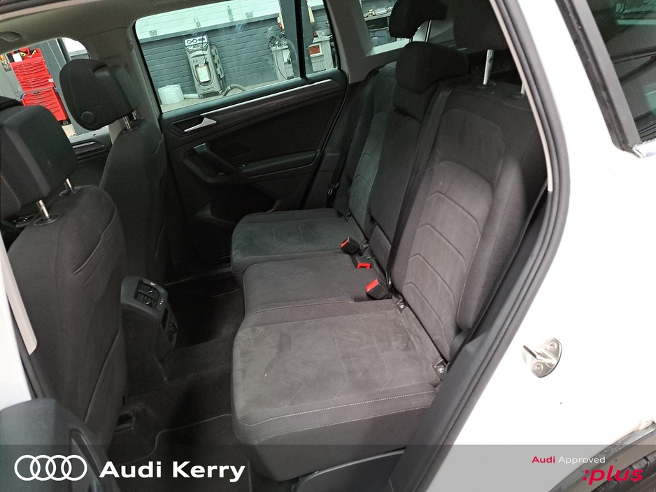 Volkswagen Tiguan 2.0TDI 150BHP ELEGANCE — thumbnail 13