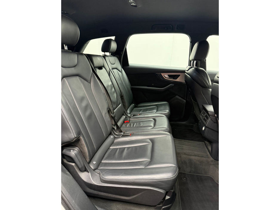 2018 Audi Q7 3L Diesel For Sale Images
