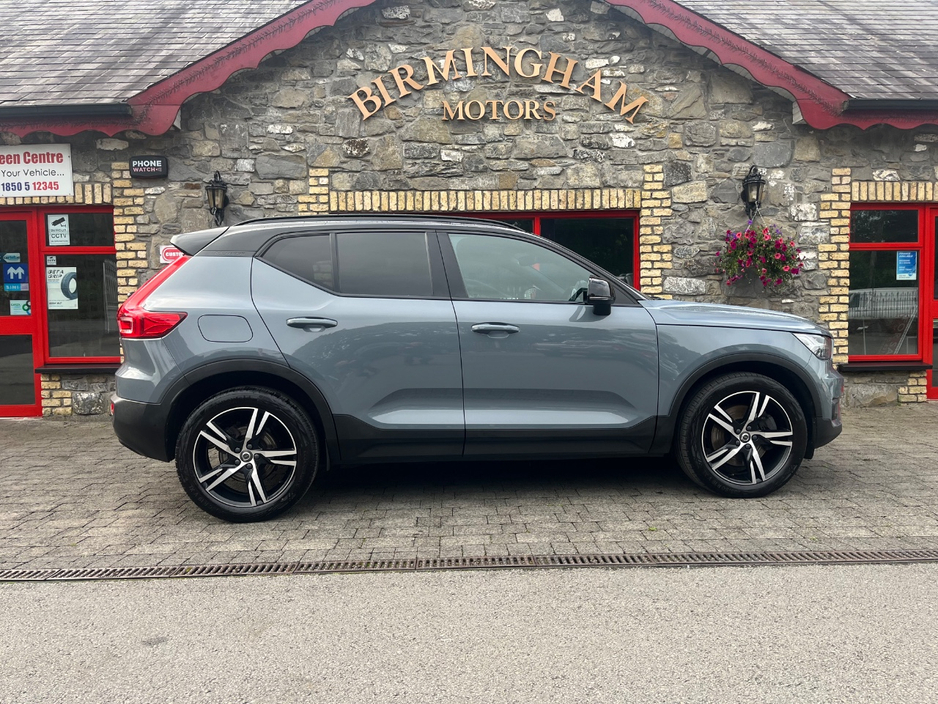 2021 Volvo XC40 1.5L Hybrid For Sale Images