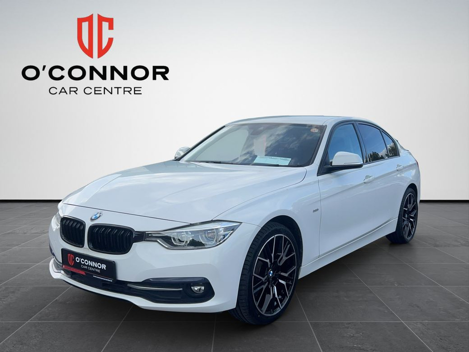 BMW 3 Series White, Sport Line and 184 horses — business on the outside, BMW attitude underneath.