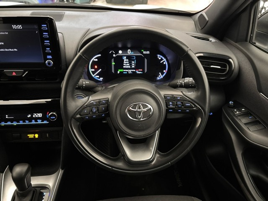 Toyota Yaris Cross LUNA SPORT — thumbnail 9