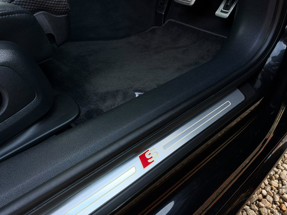 2016 Audi A4 2L Petrol For Sale Images