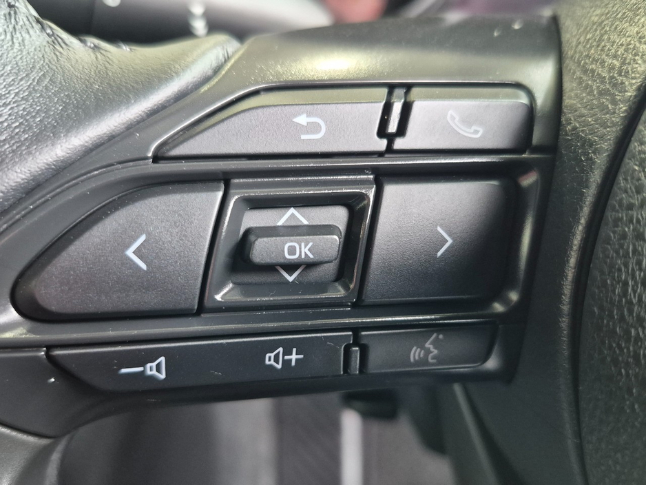 2023 Toyota Yaris Cross 1.5L Petrol Hybrid For Sale Images