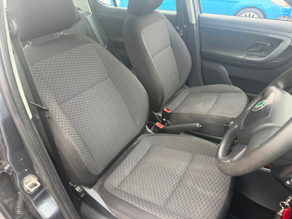 2011 Skoda Fabia 1.2L Petrol For Sale Images
