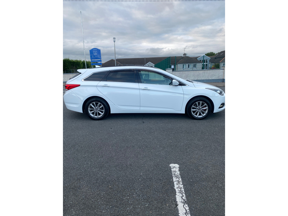 2017 Hyundai i40 1.7L Diesel For Sale Images