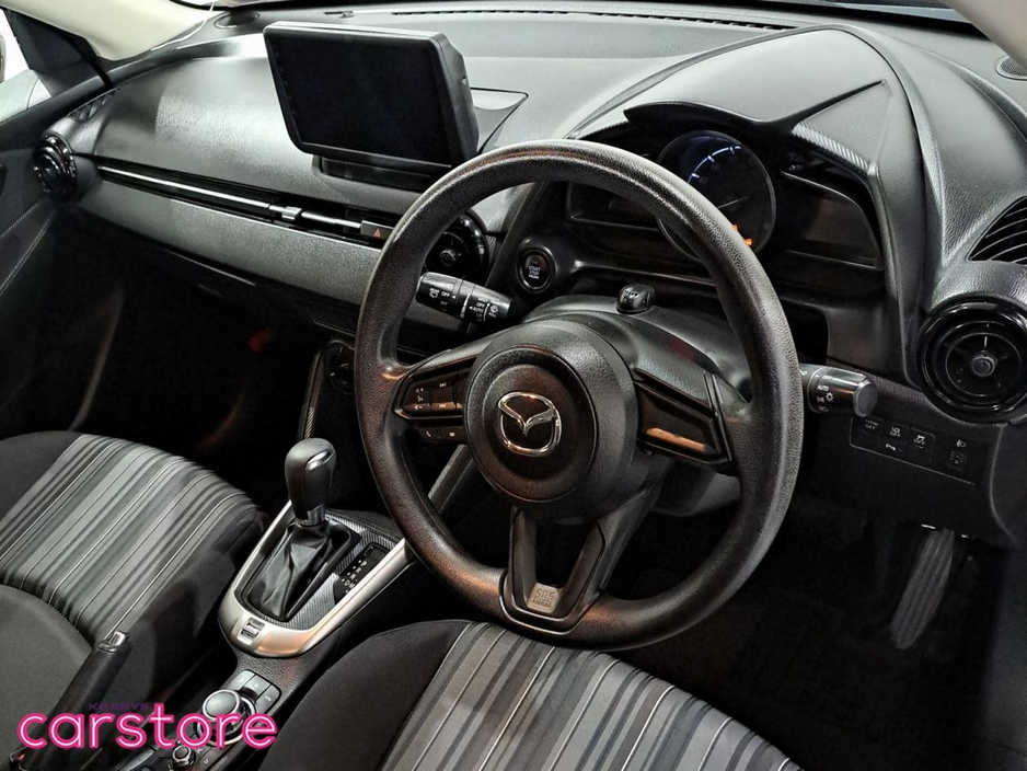 Mazda Demio — thumbnail 15