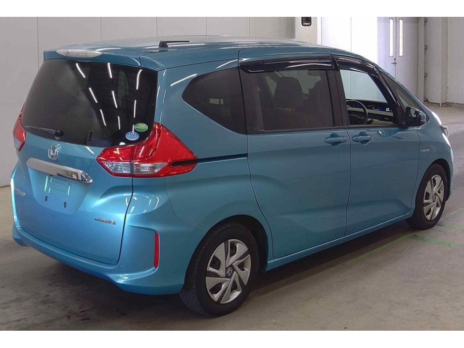 Honda Freed 1.5 Petrol Hybrid Auto — thumbnail 4