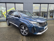 2023 Peugeot 5008