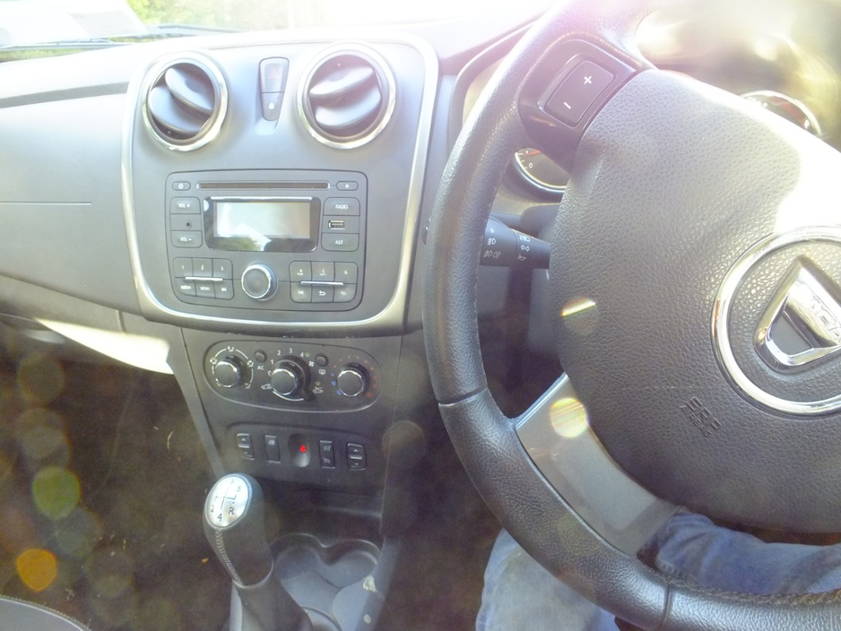 2014 Dacia Sandero 0.9L Petrol For Sale Images