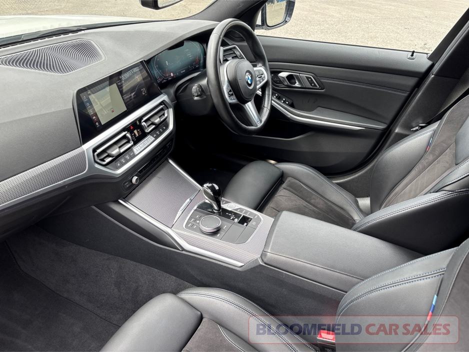 BMW 3 Series **DEPOSIT TAKEN**320D X-DRIVE M-SPORT , AUTO  // IMMACULATE — thumbnail 13